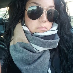 Meet your Posher, Tracey